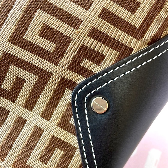 GIVENCHY LOGO MINI SHOULDER BAG - Picture 15 of 15